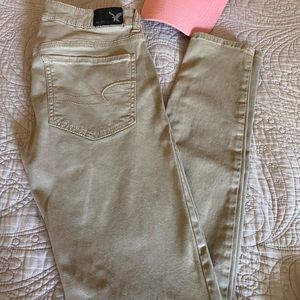 SOLD! American eagle jeggings